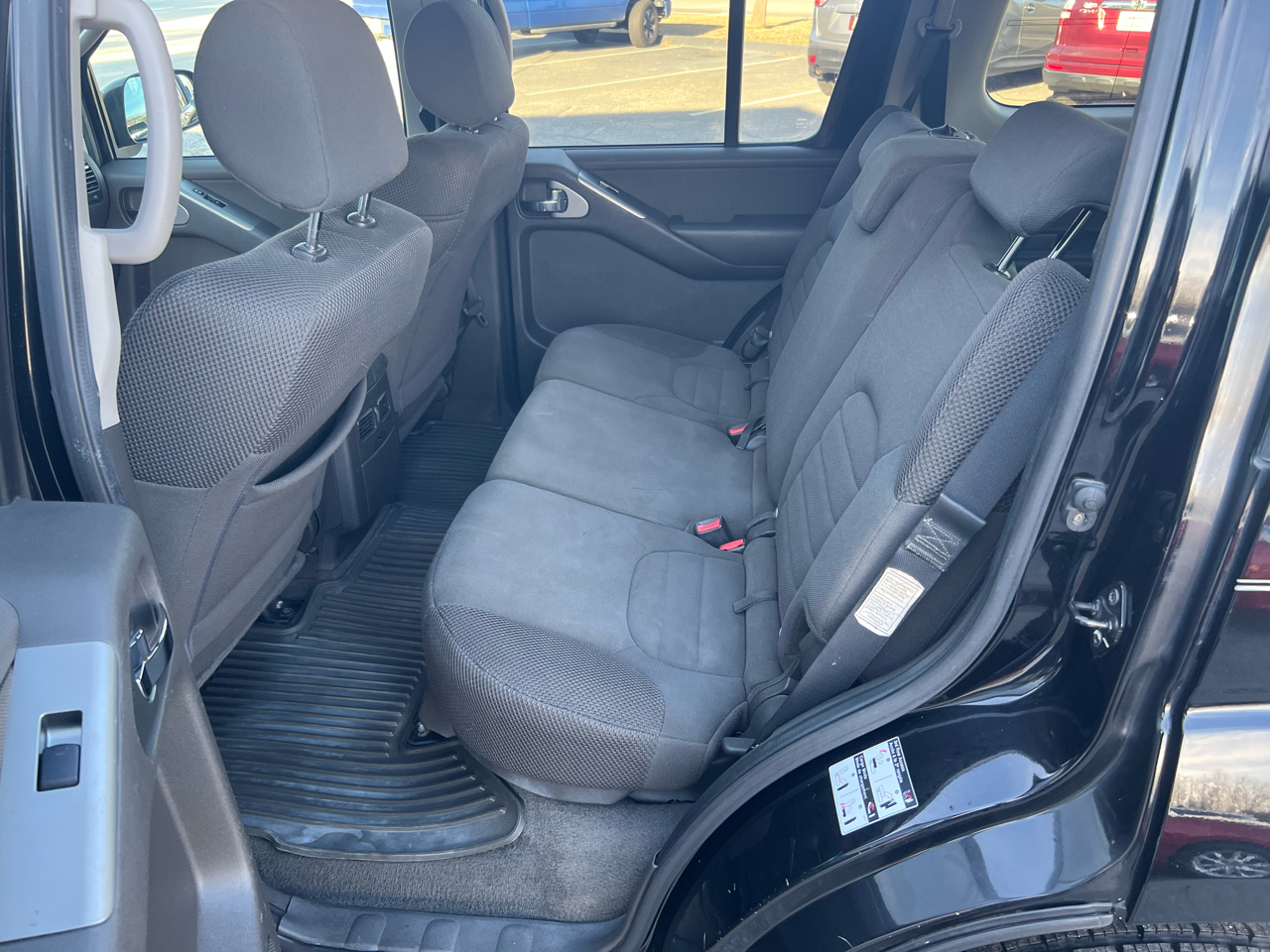 Nissan Pathfinder SE 2WD 2008