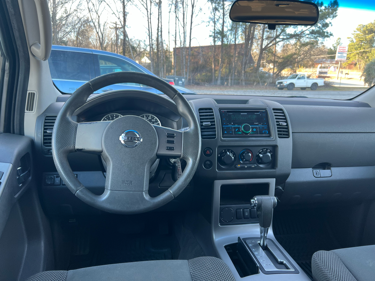 Nissan Pathfinder SE 2WD 2008