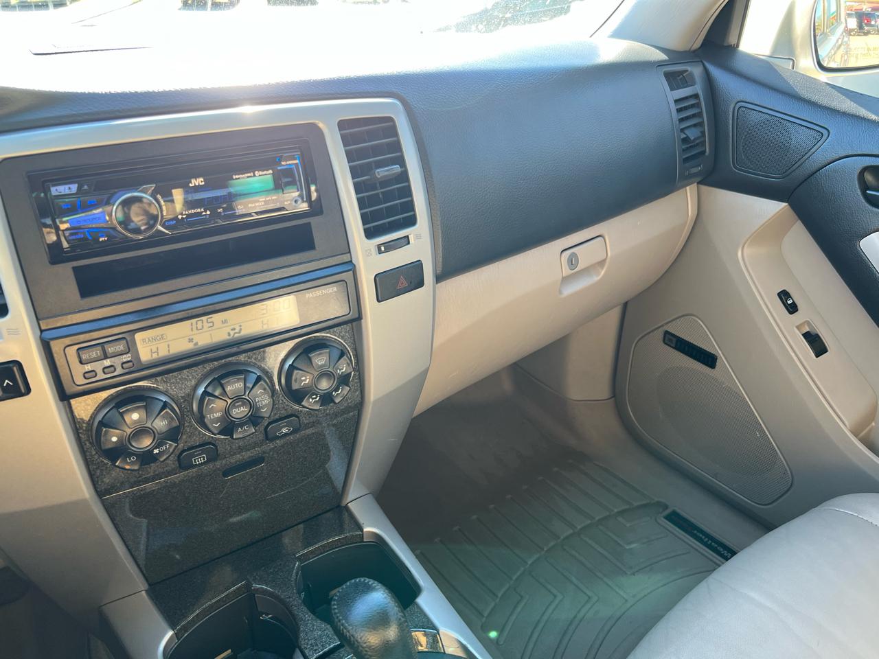 Toyota 4Runner Limited 2WD 2004