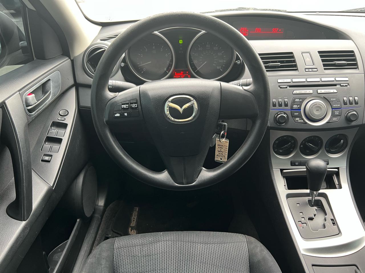 Mazda MAZDA3 i Sport 4-Door 2010