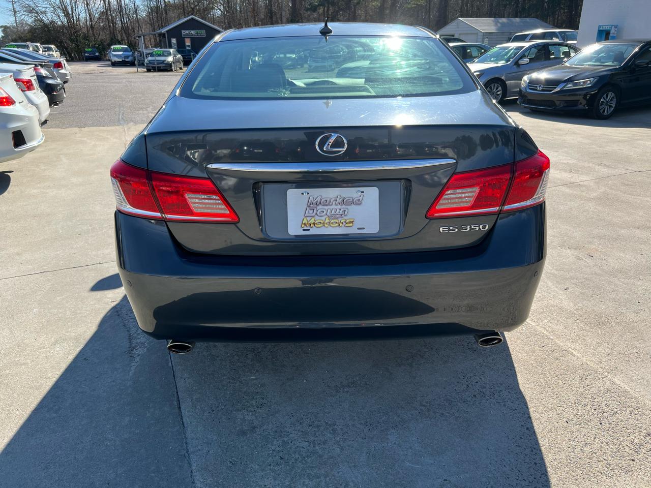 Lexus ES 350 Sedan 2011