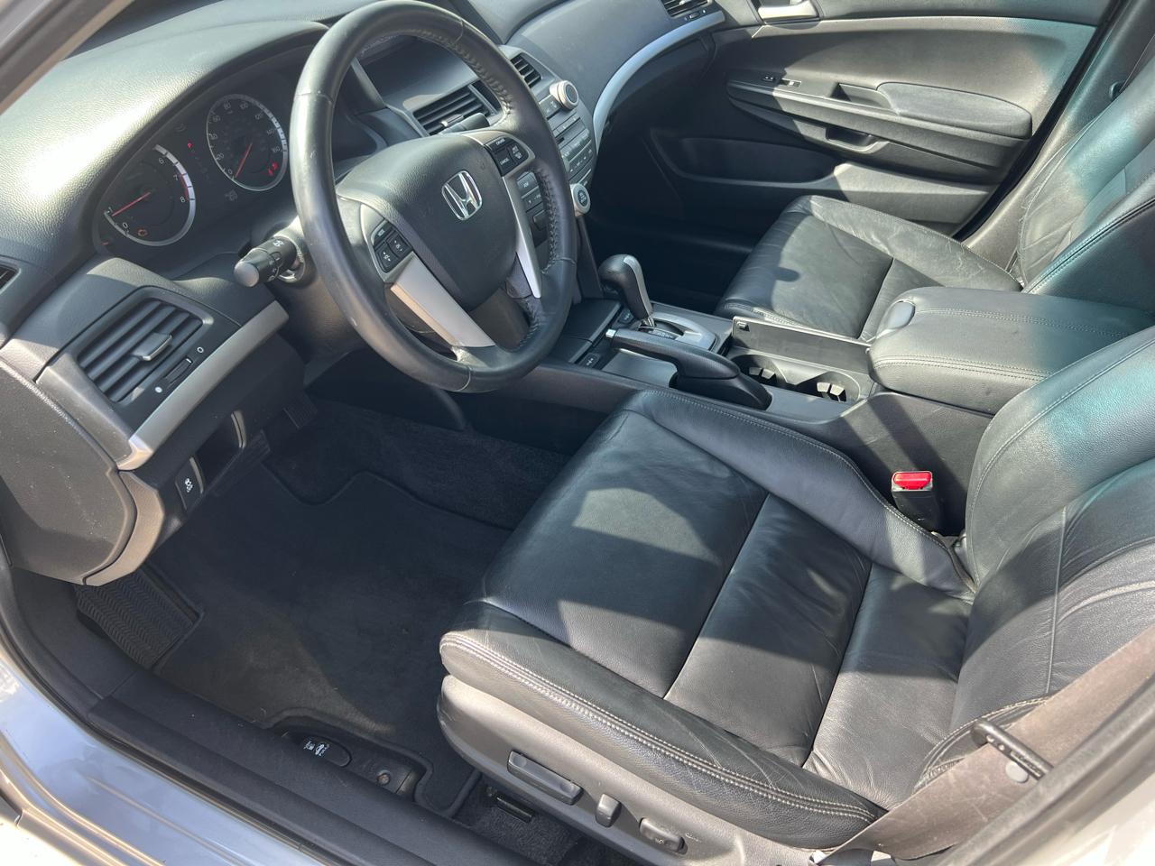 Honda Accord SE Sedan AT 2012