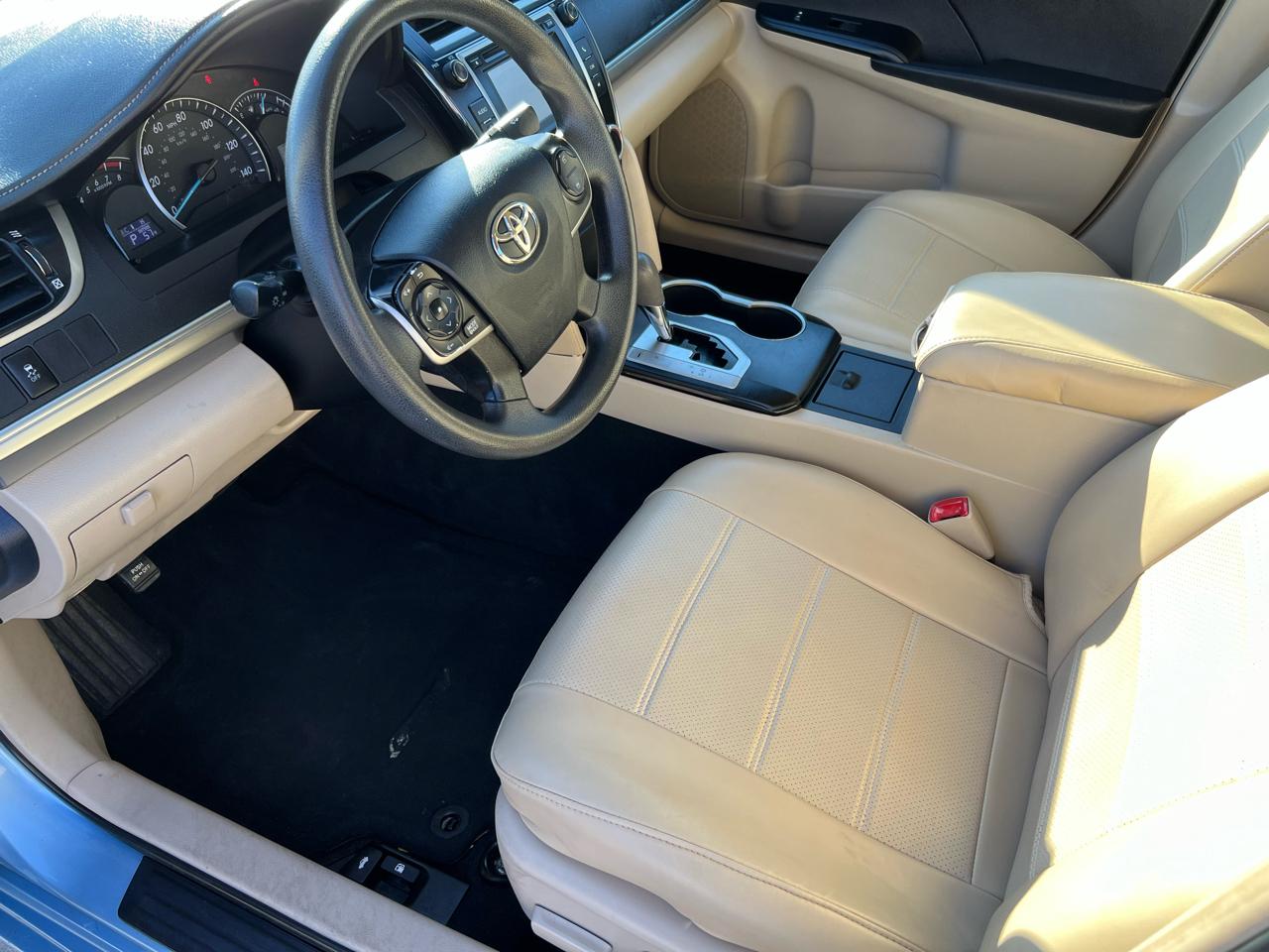 Toyota Camry SE 2012