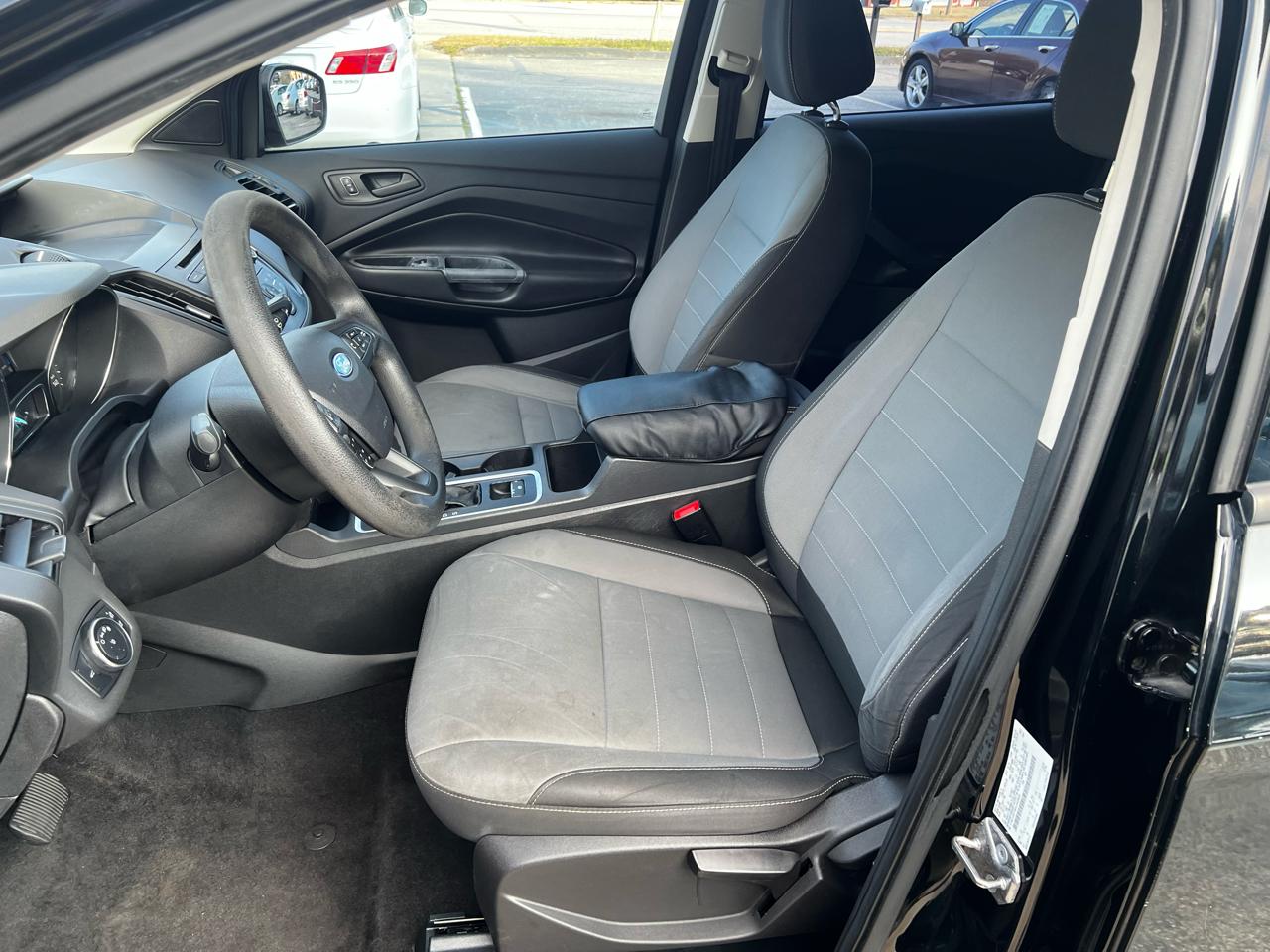 Ford Escape S FWD 2017