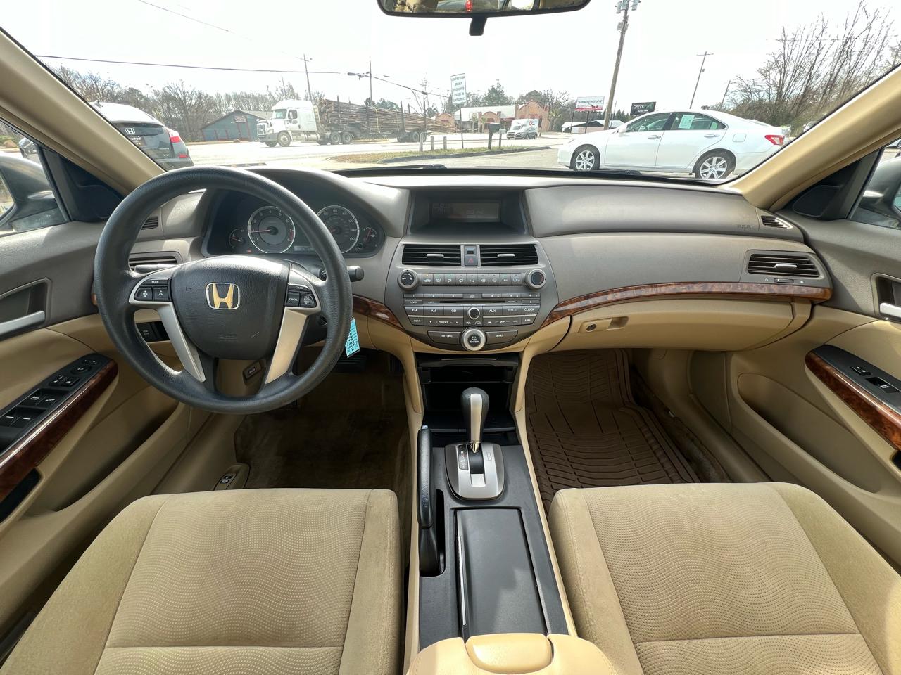 Honda Accord EX Sedan AT 2009