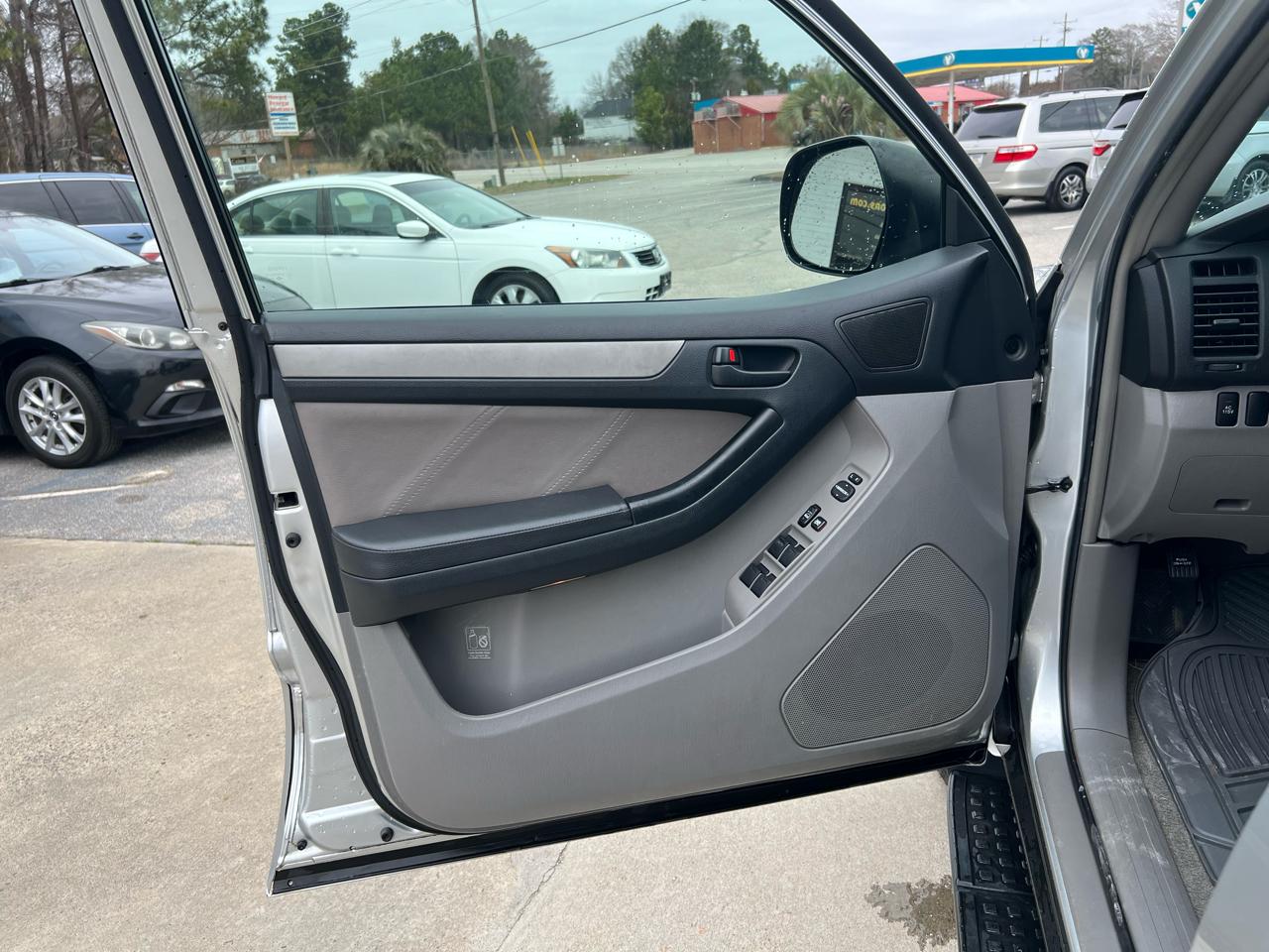 Toyota 4Runner SR5 2WD 2008