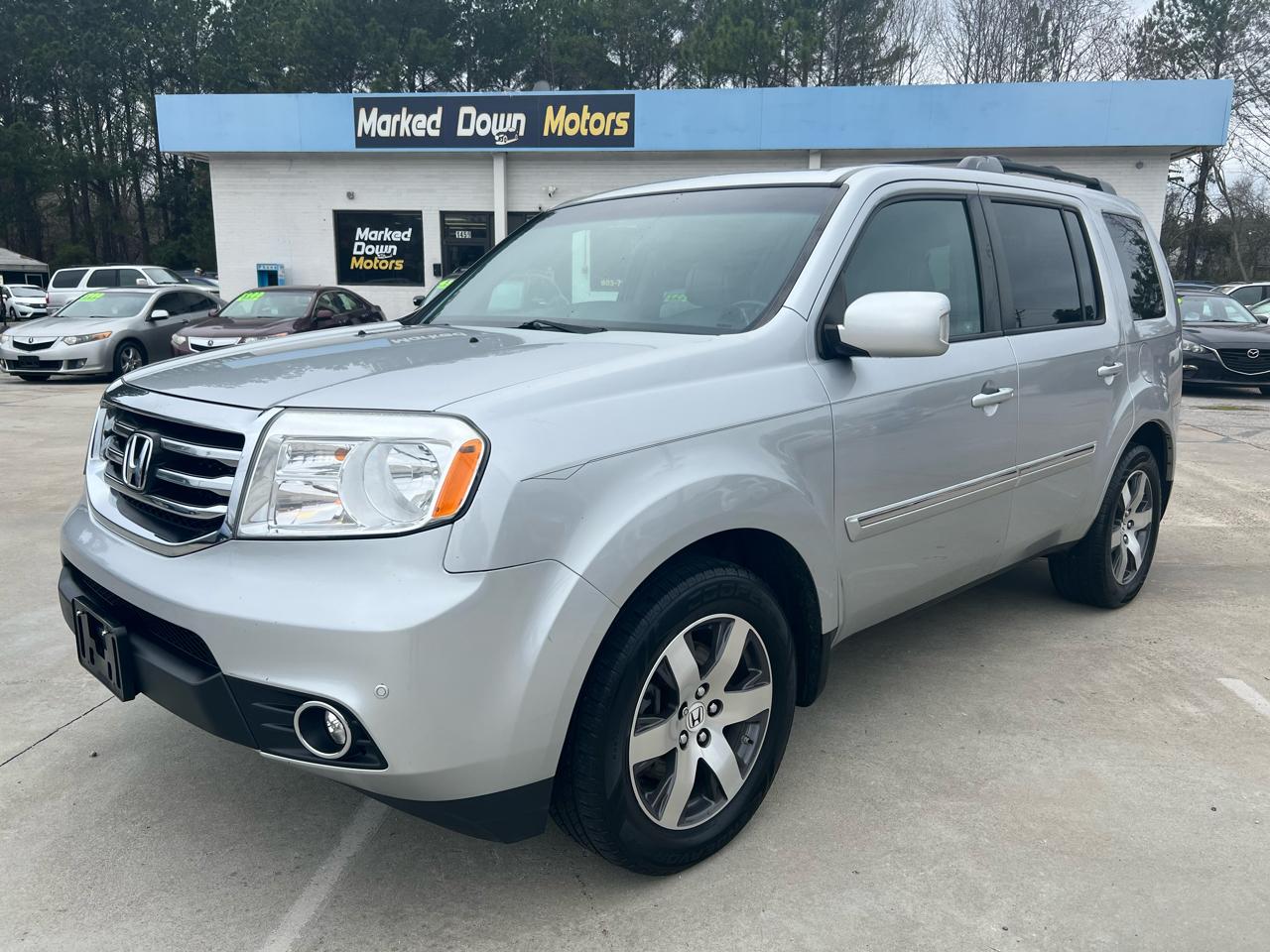 Honda Pilot Touring 4WD 5-Spd AT with DVD 2012