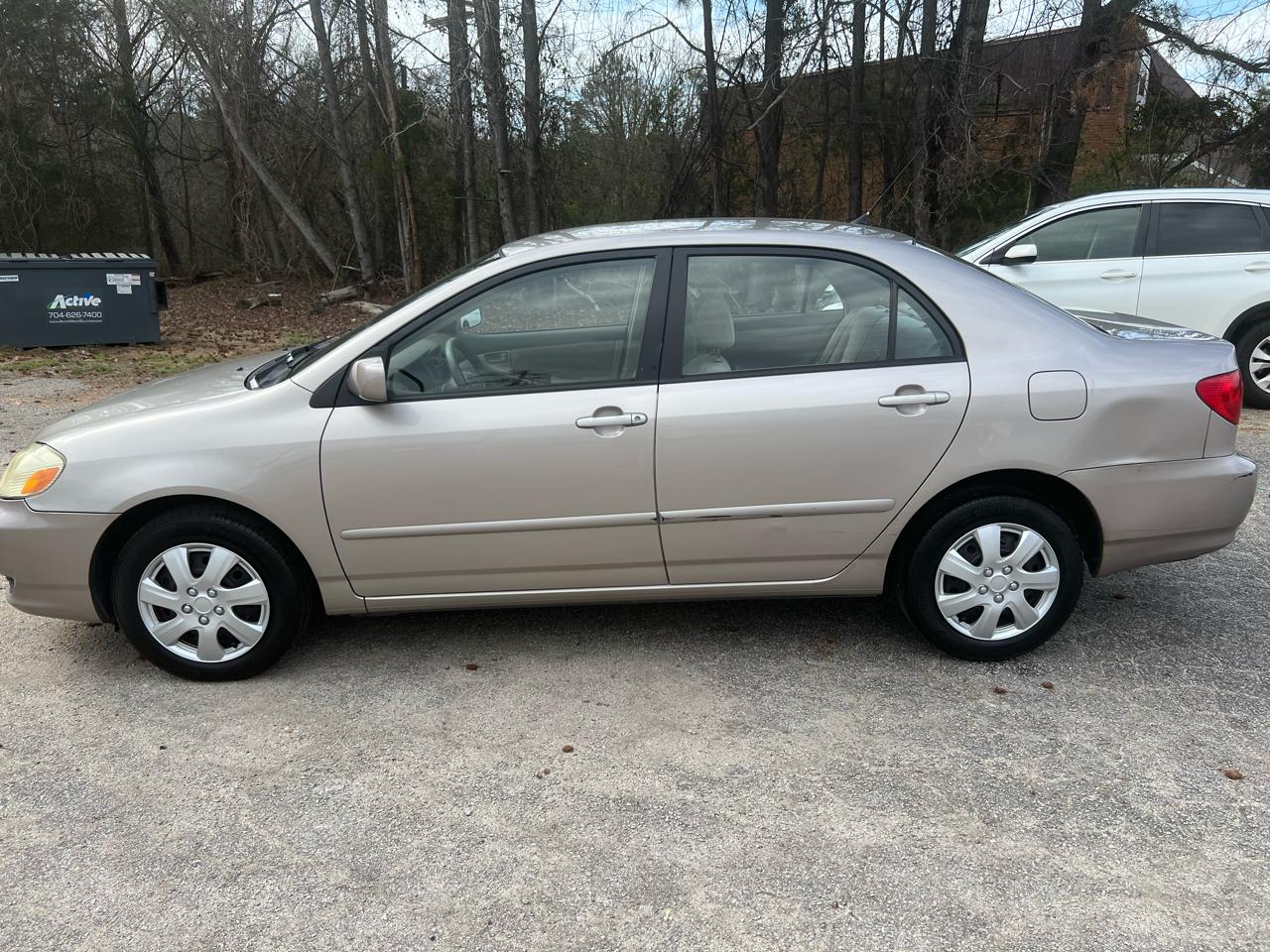 Toyota Corolla LE 2003