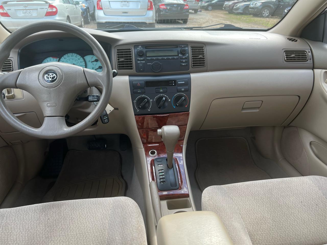 Toyota Corolla LE 2003