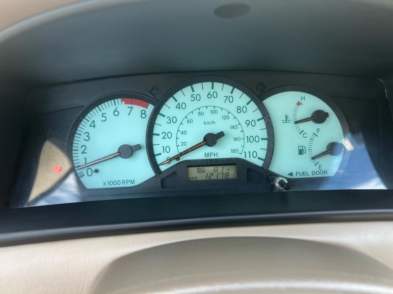 Toyota Corolla LE 2003