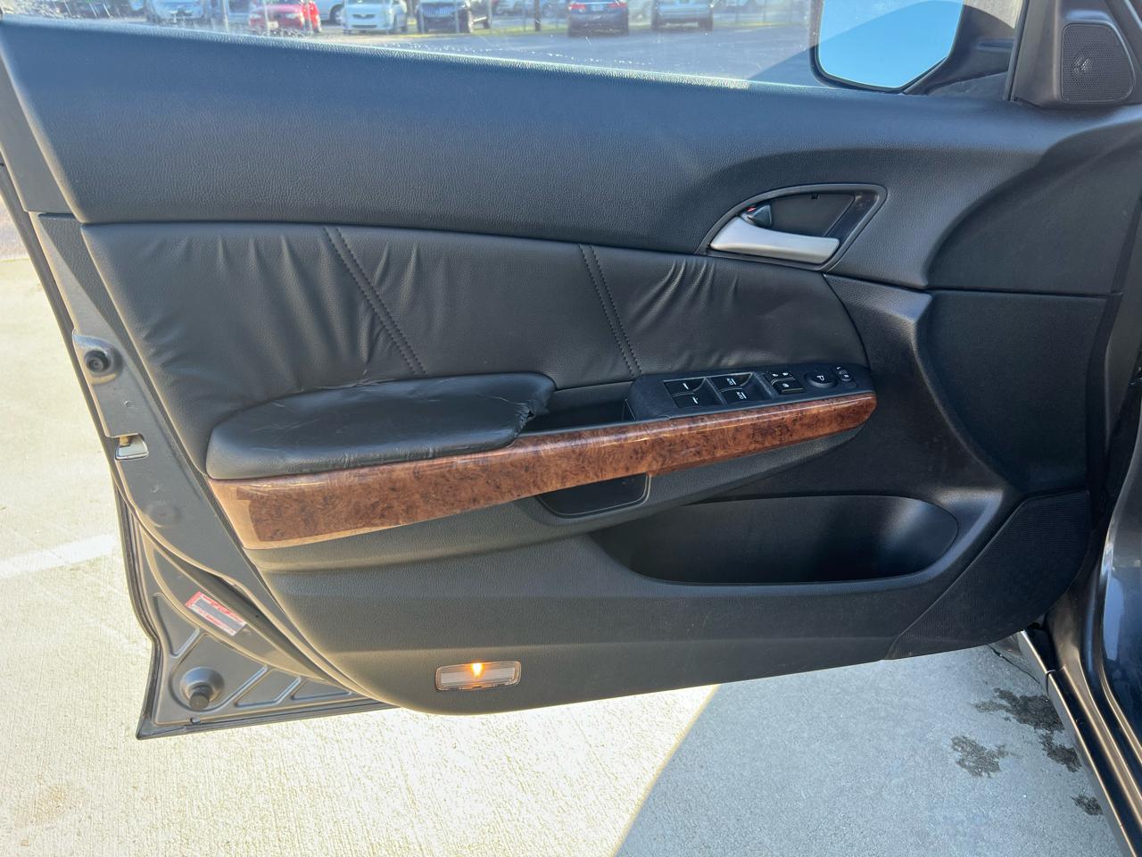 Honda Accord EX-L Sedan AT 2011