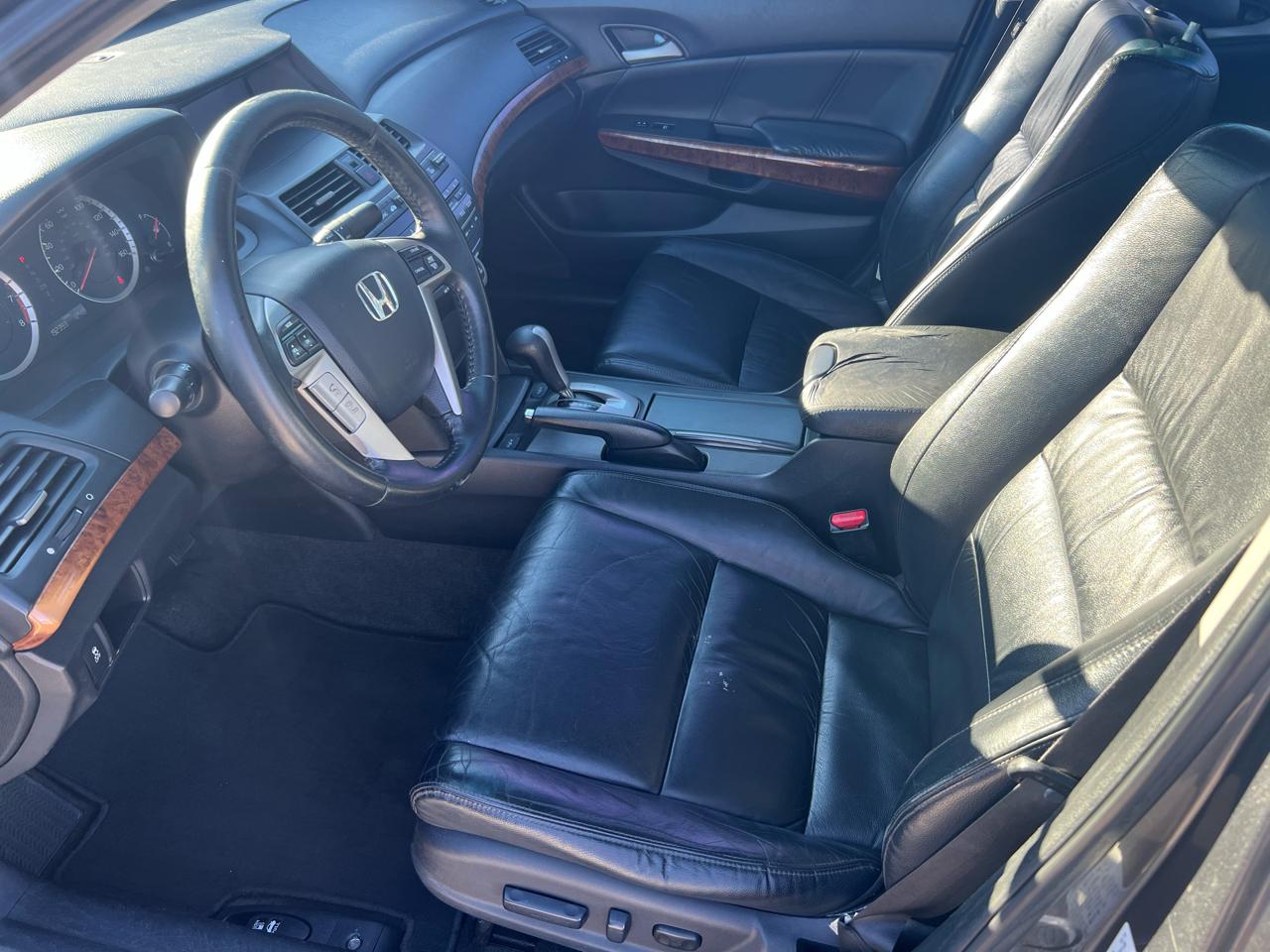 Honda Accord EX-L Sedan AT 2011