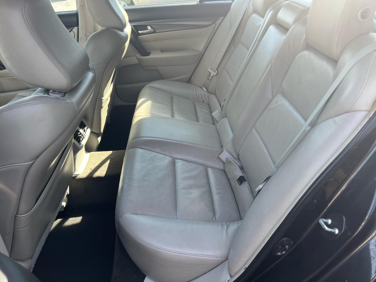 Acura TL 6-Speed AT 2012