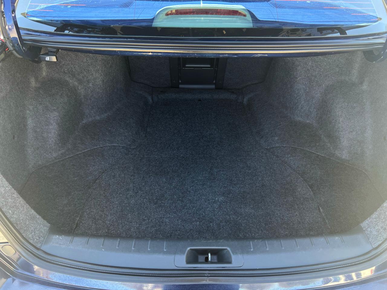 Honda Accord LX sedan AT 2010