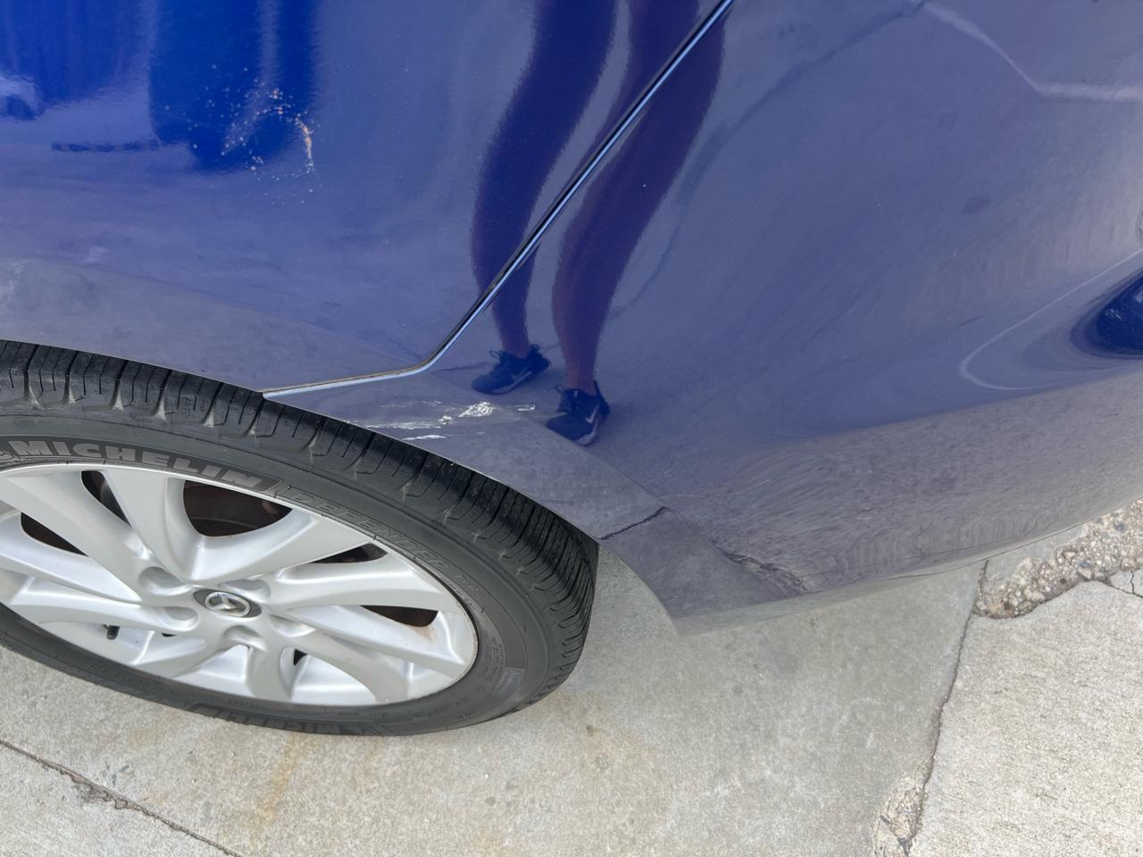 Mazda MAZDA3 i Touring AT 4-Door 2013