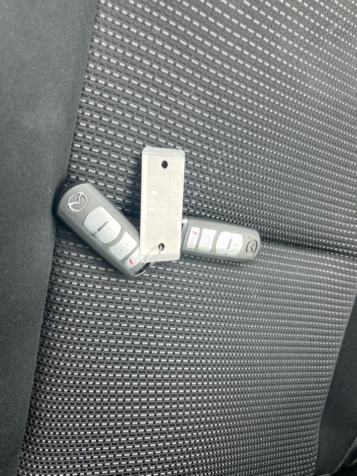 Mazda MAZDA3 i Touring AT 4-Door 2013