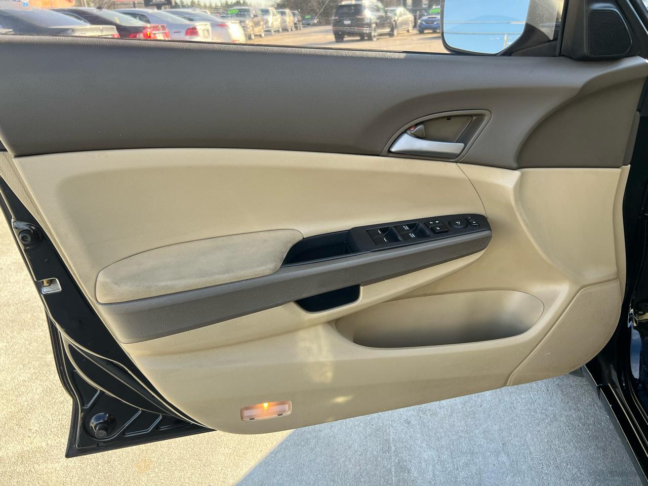 Honda Accord LX-P Sedan AT 2010