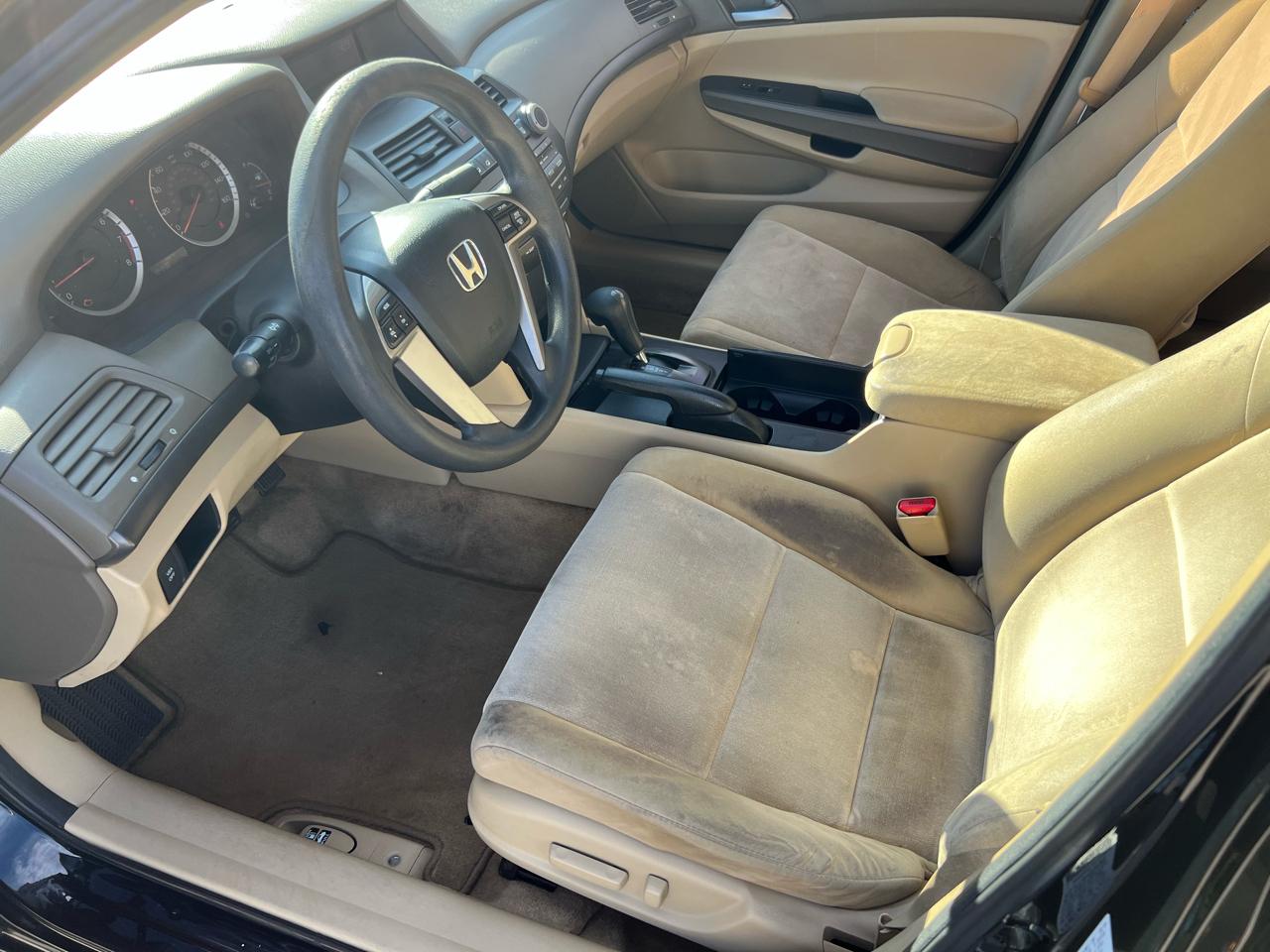 Honda Accord LX-P Sedan AT 2010