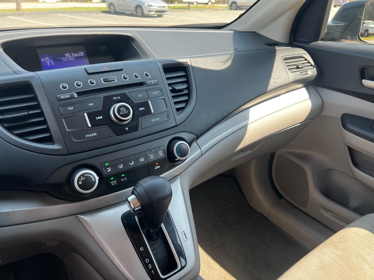 Honda CR-V LX 2WD 5-Speed AT 2013