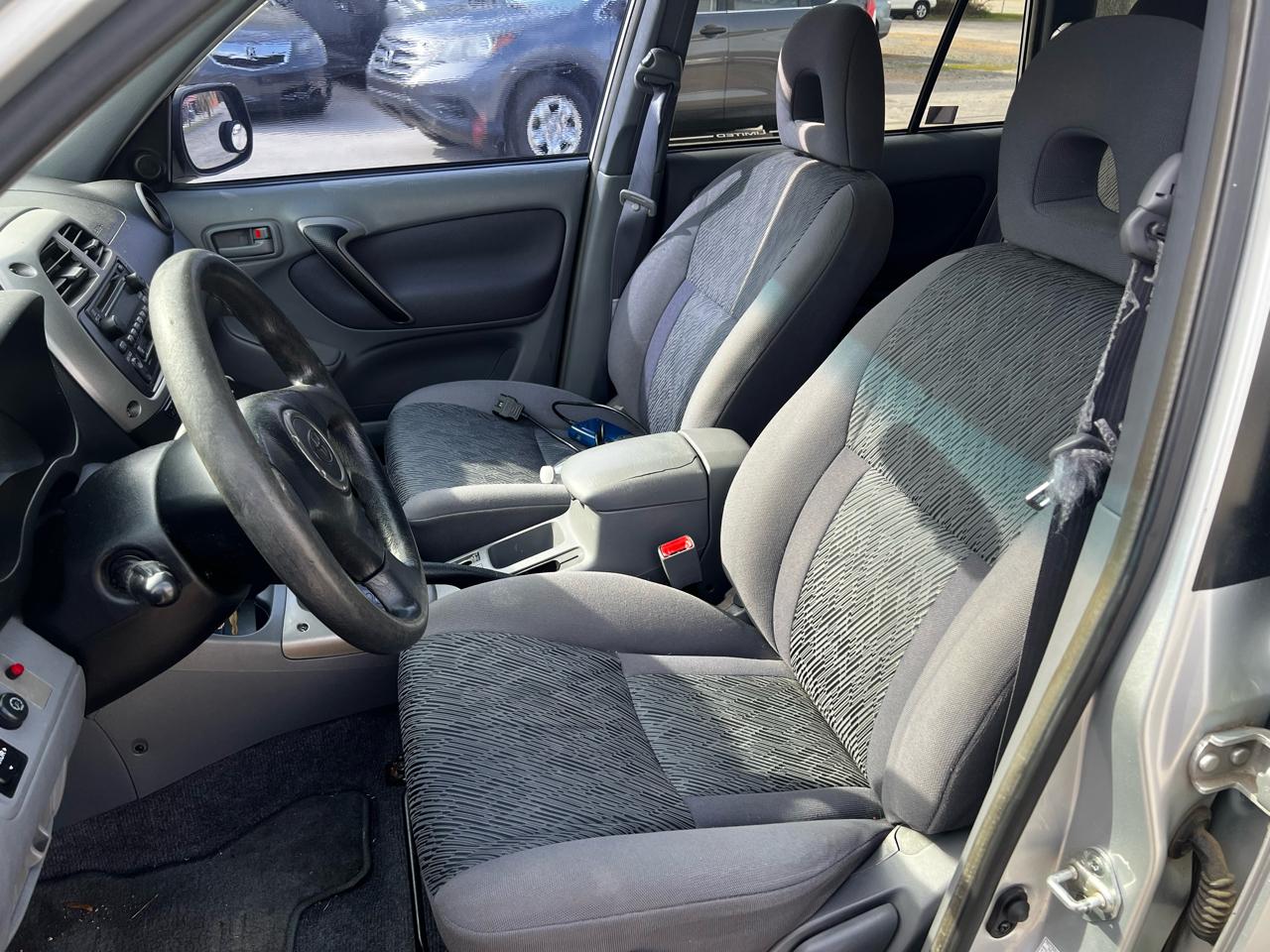 Toyota RAV4 Limited I4 2WD 2002