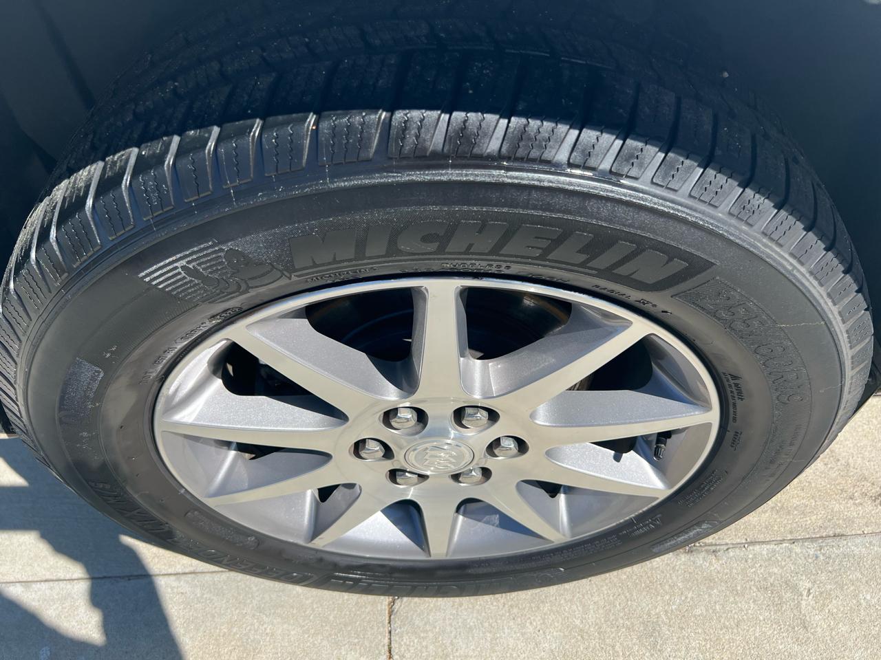 Buick Enclave Leather FWD 2016