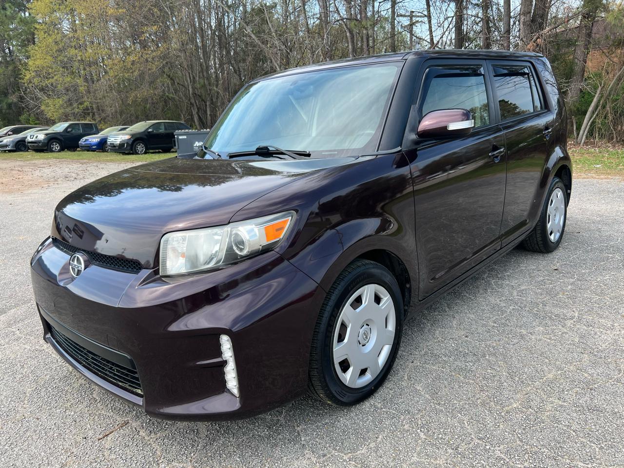 Scion xB 5-Door Wagon 4-Spd AT 2014