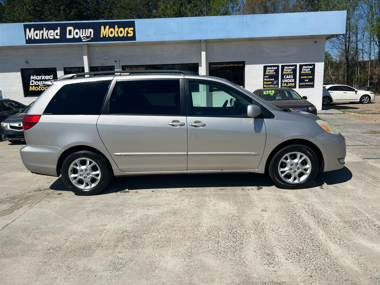 Toyota Sienna XLE 2004