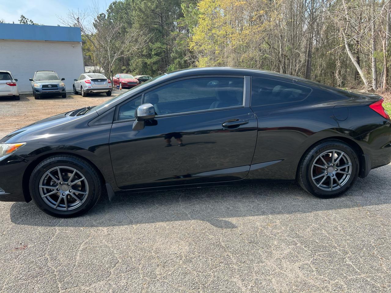 Honda Civic LX Coupe 5-Speed AT 2012