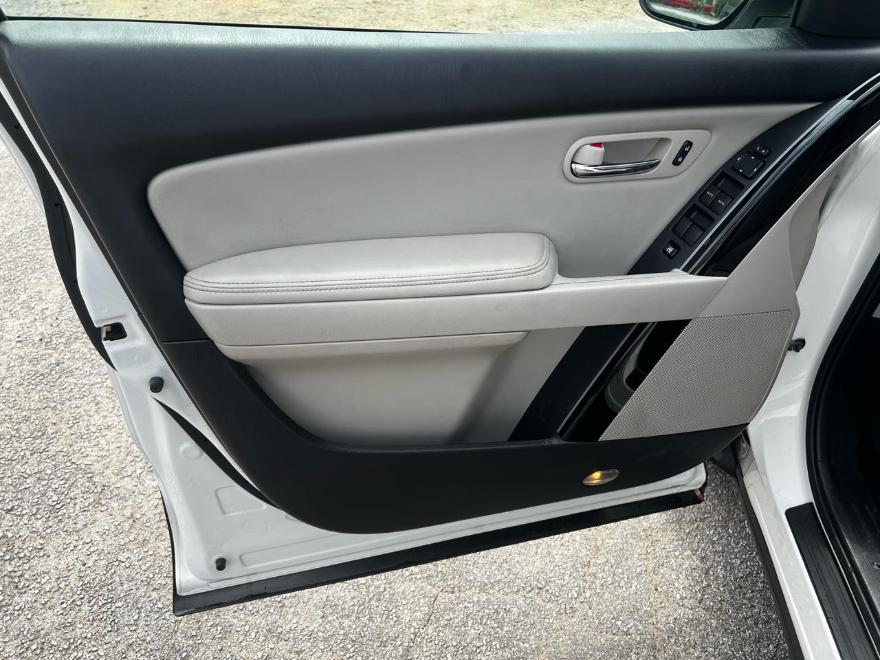 Mazda CX-9 Touring 2012