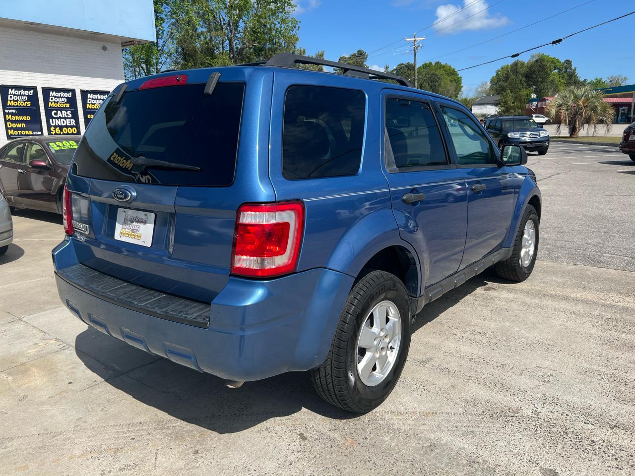 Ford Escape XLT FWD I4 2009