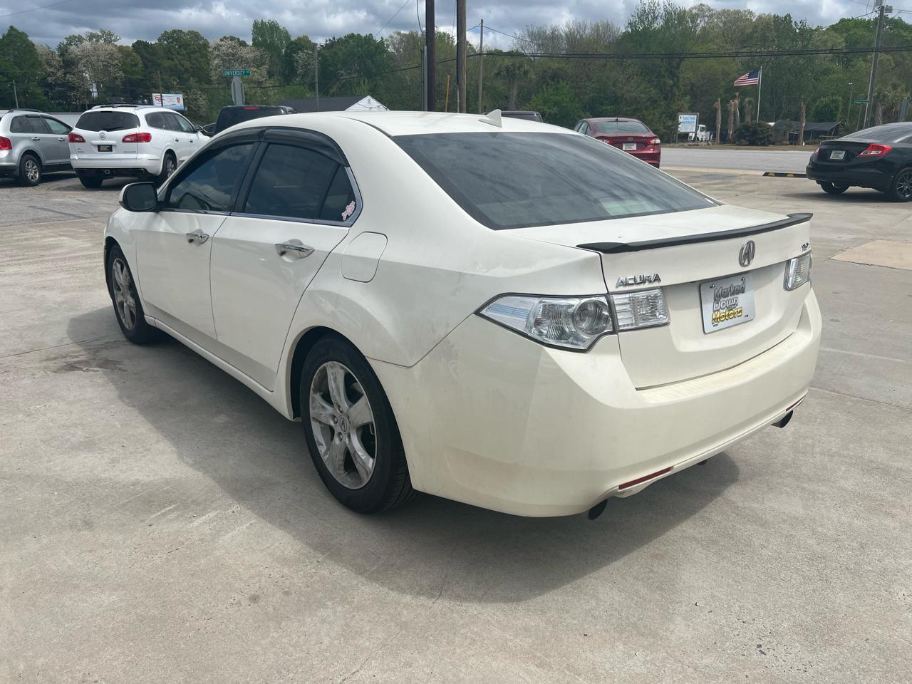 Acura TSX 5-Speed AT with Tech Package 2009