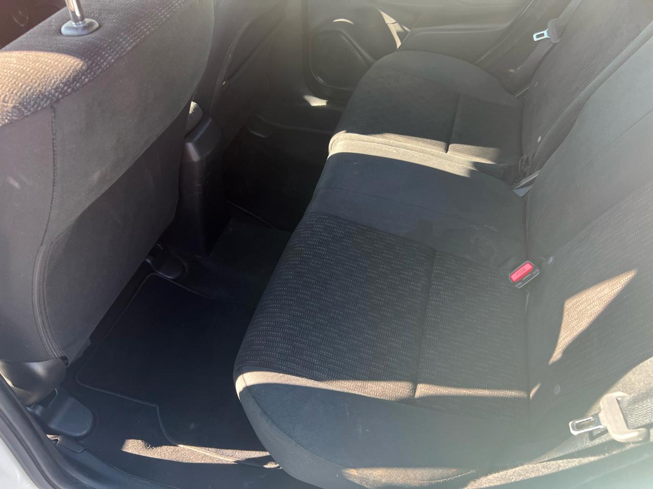 Honda Fit LX CVT 2015