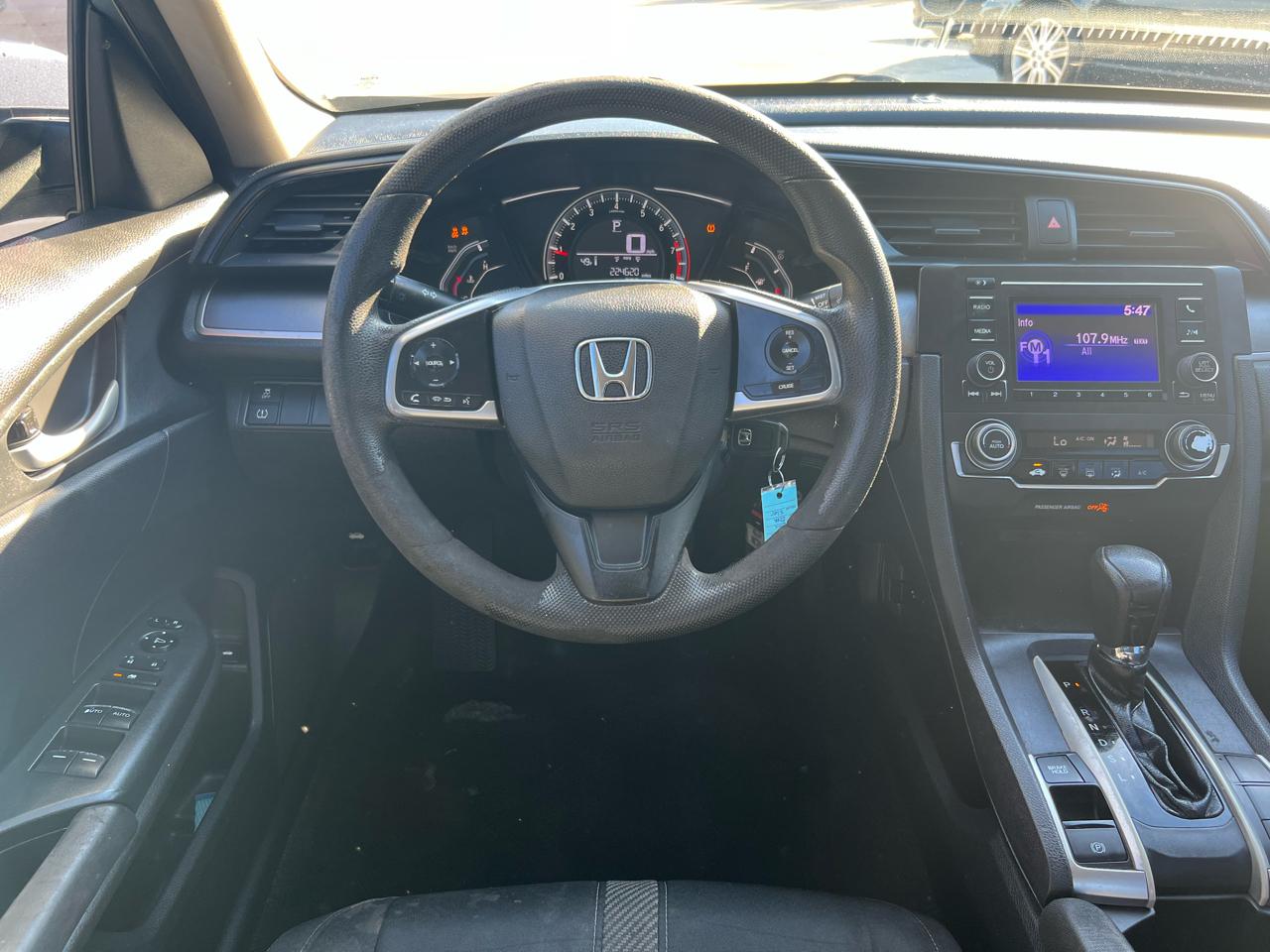 Honda Civic LX Sedan CVT 2017