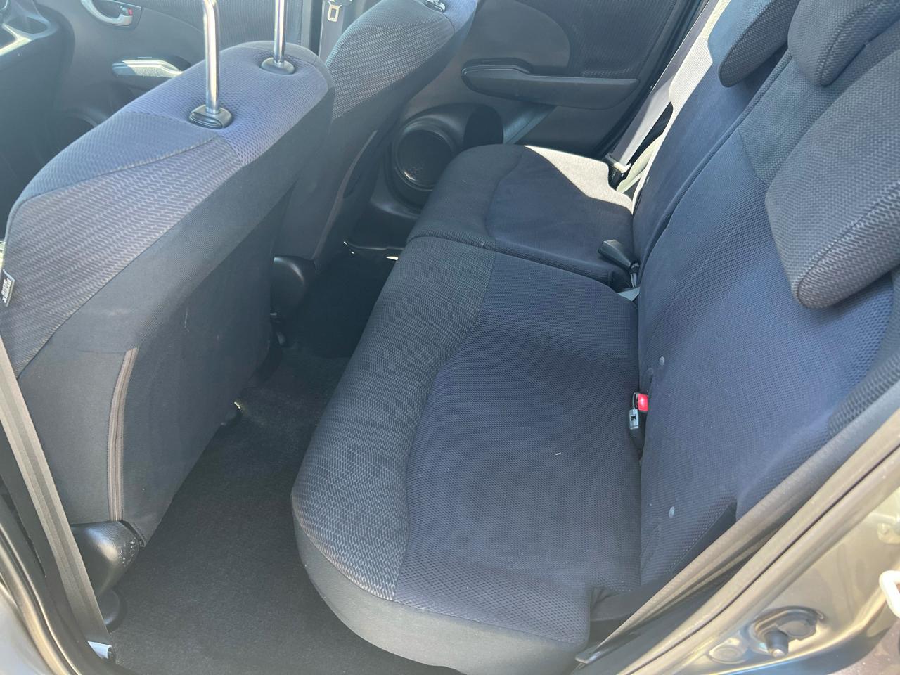 Honda Fit Sport 5-Speed AT 2012