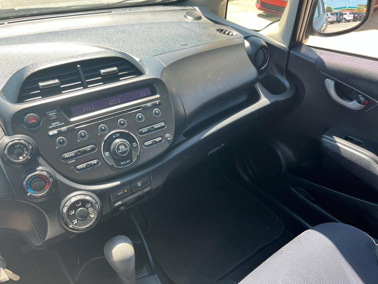 Honda Fit Sport 5-Speed AT 2012