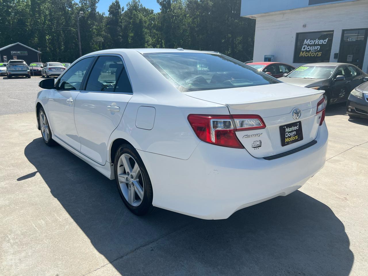 Toyota Camry SE 2012