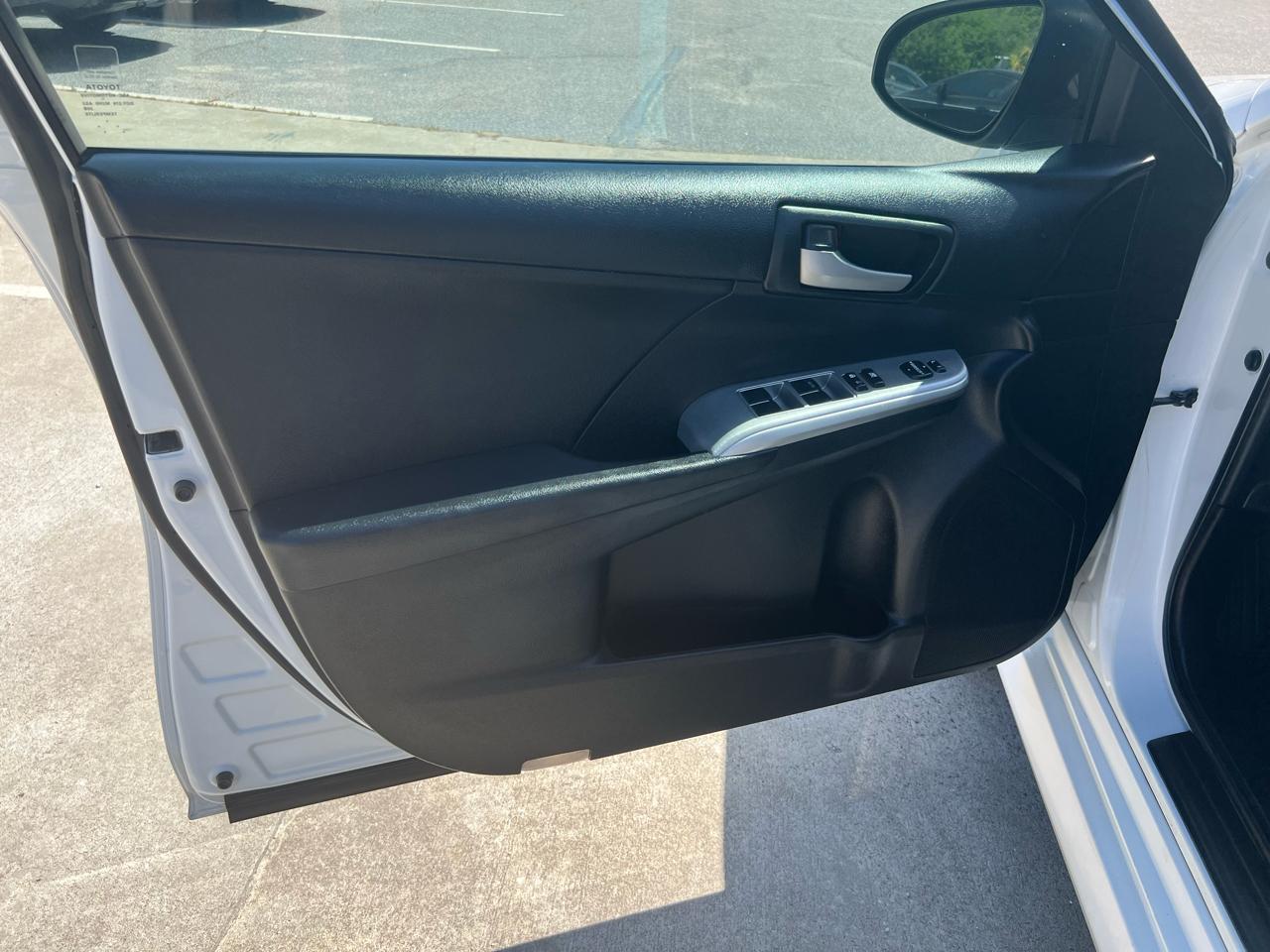 Toyota Camry SE 2012