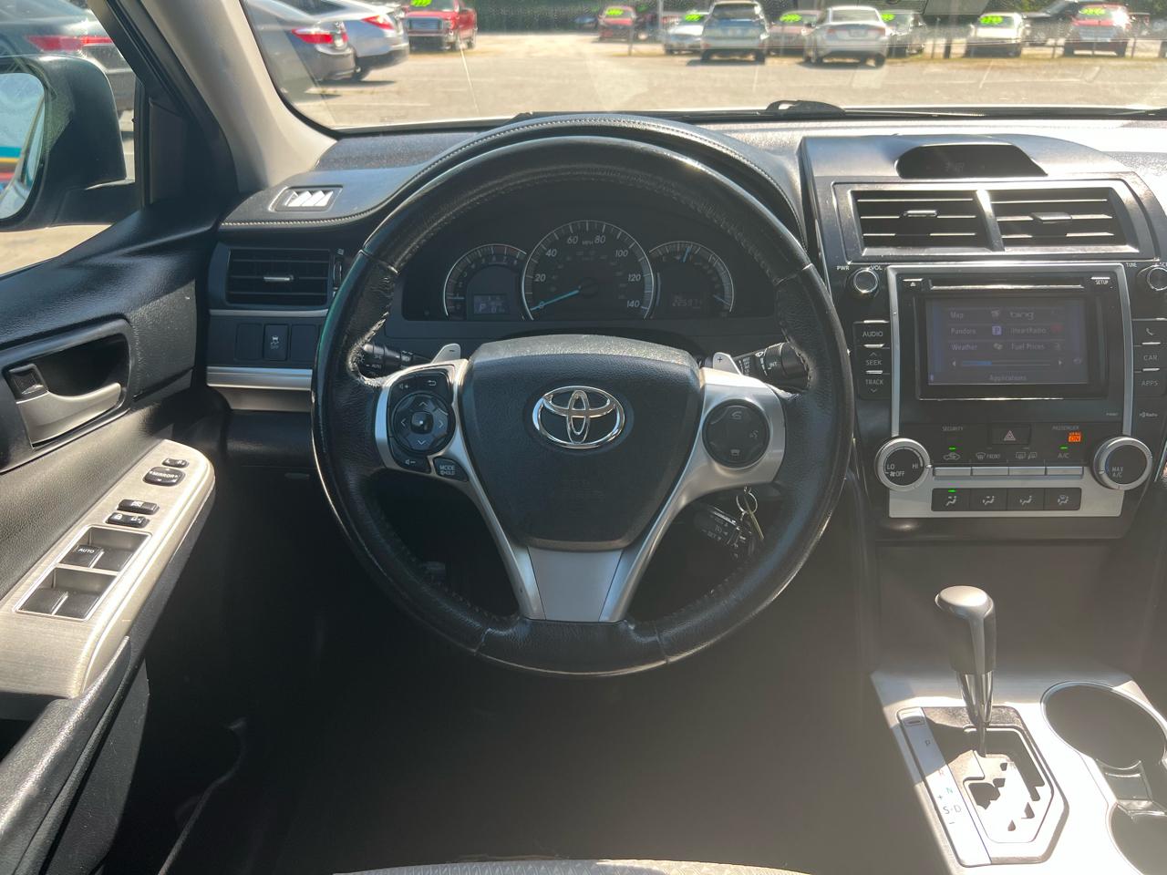Toyota Camry SE 2012
