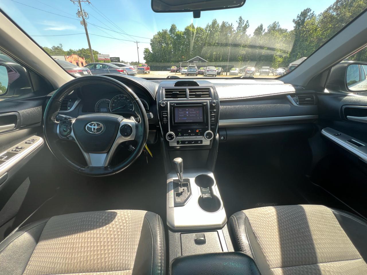 Toyota Camry SE 2012