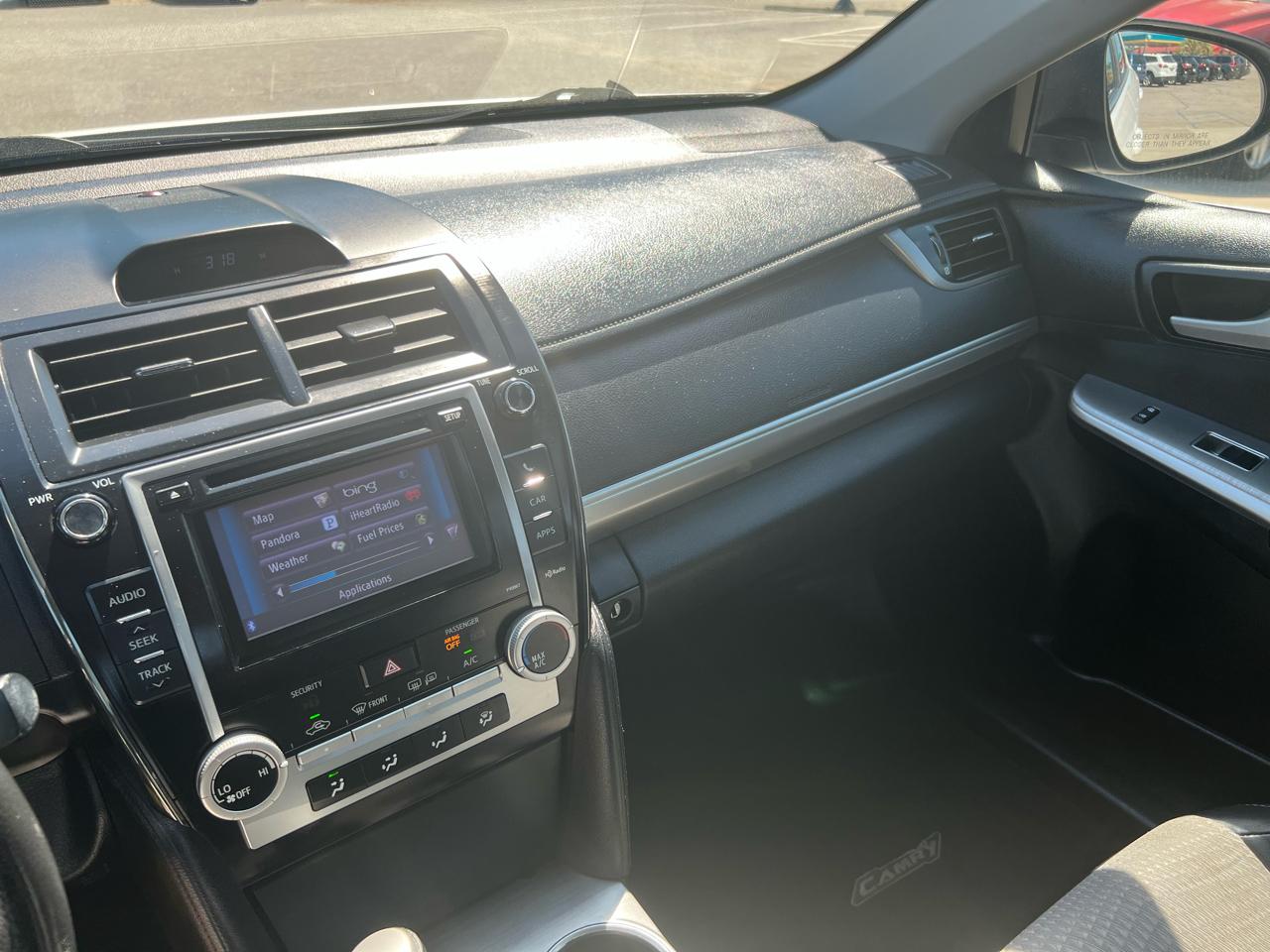 Toyota Camry SE 2012