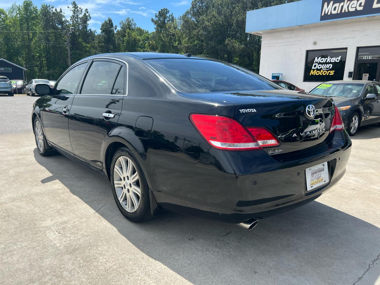 Toyota Avalon Limited 2010
