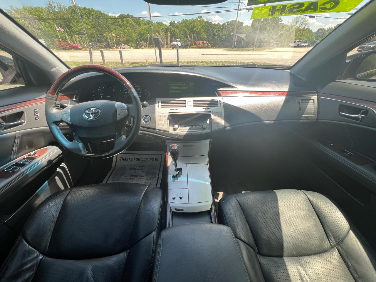 Toyota Avalon Limited 2010