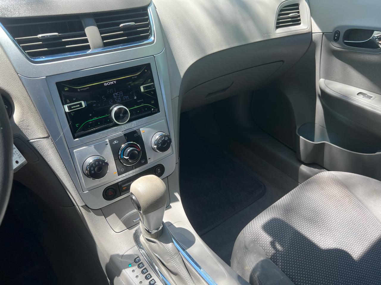 Chevrolet Malibu LS 2012