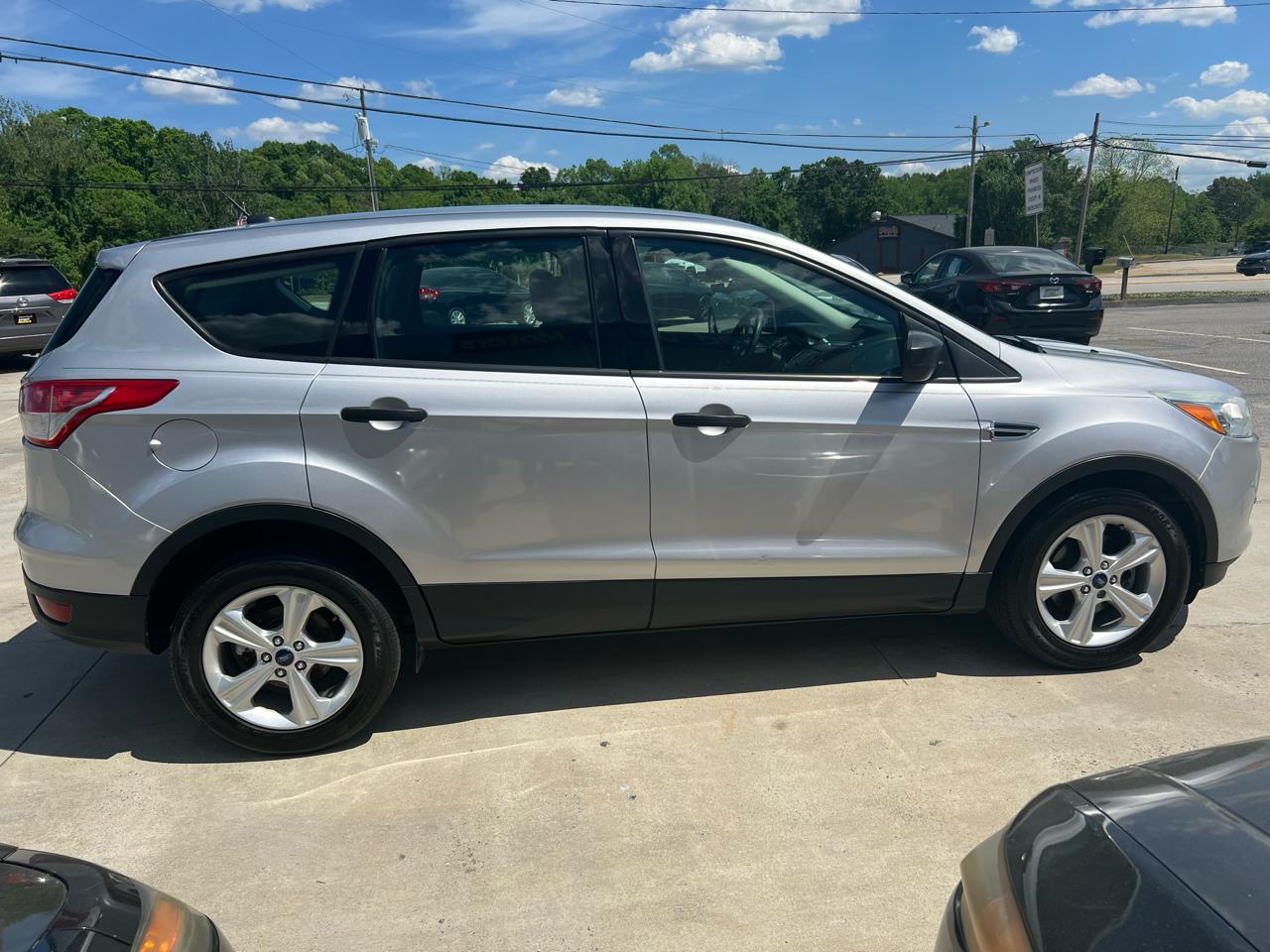Ford Escape S FWD 2015