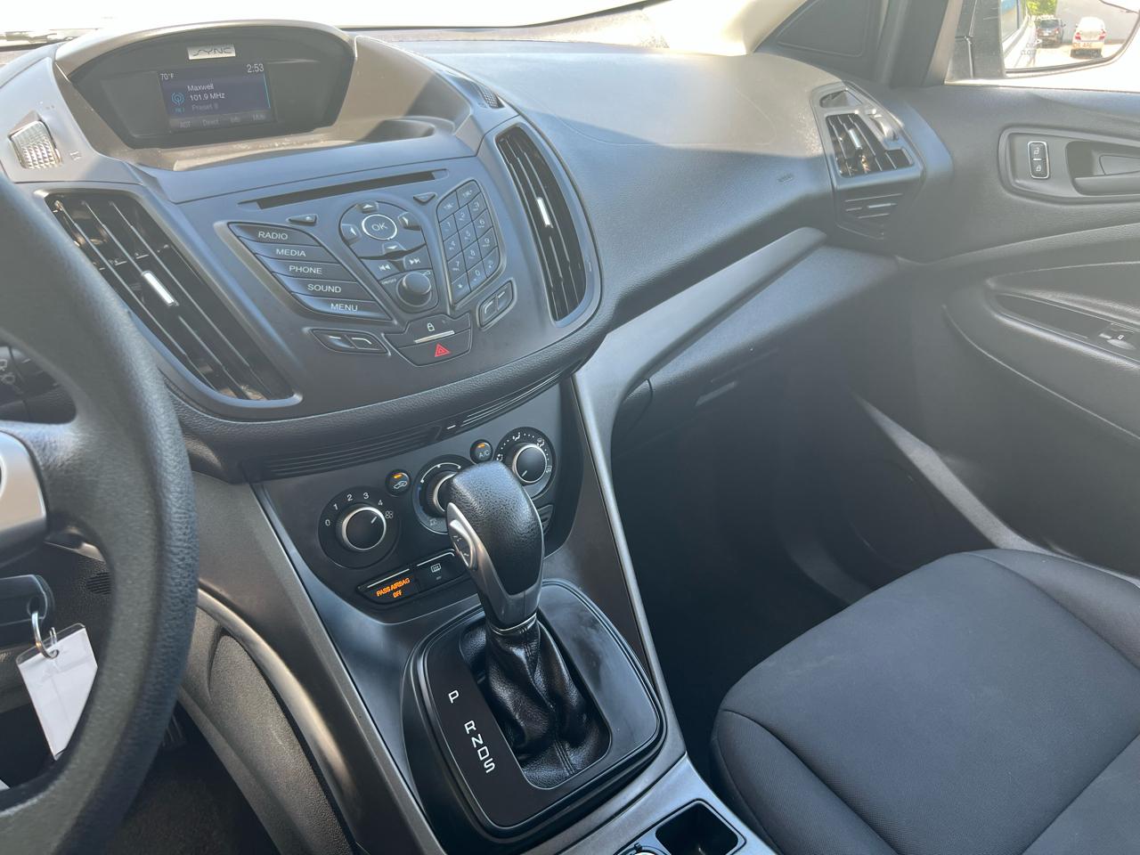 Ford Escape S FWD 2015