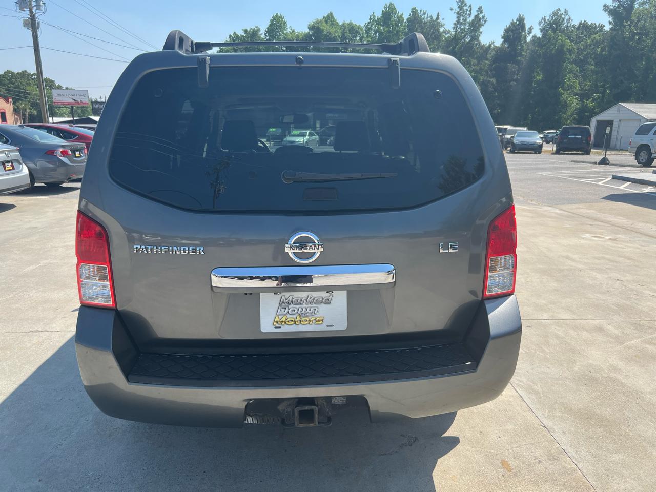 Nissan Pathfinder LE 4WD 2008