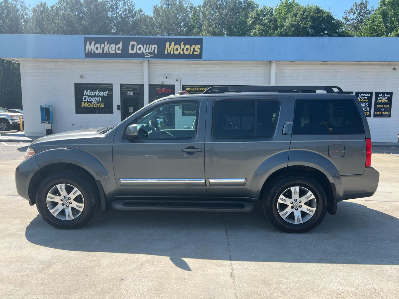 Nissan Pathfinder LE 4WD 2008