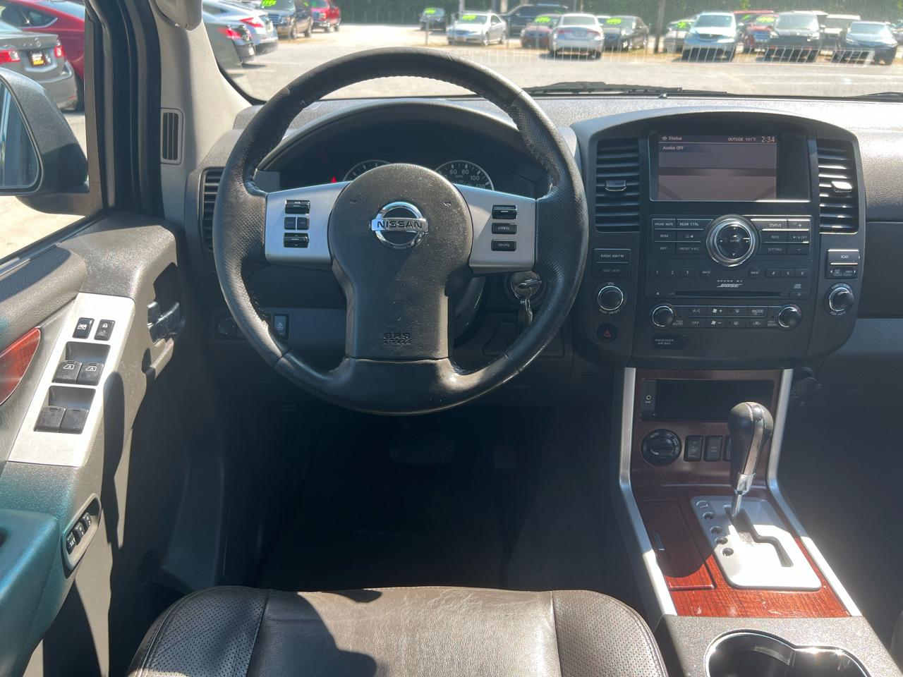 Nissan Pathfinder LE 4WD 2008