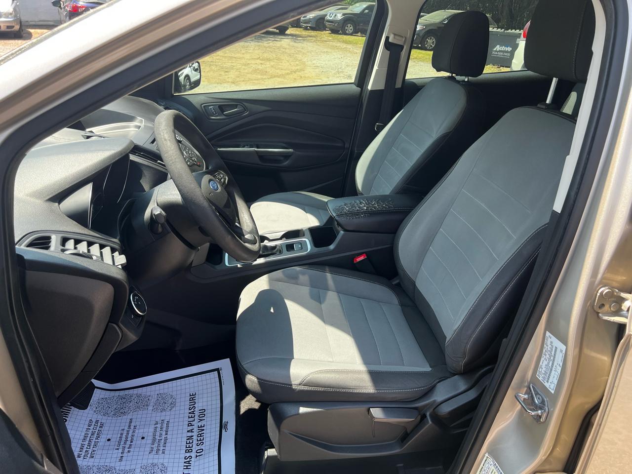 Ford Escape S FWD 2017