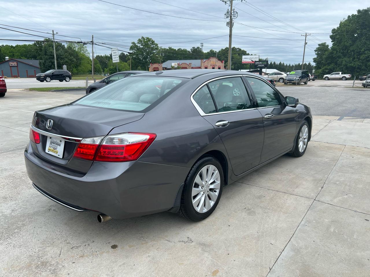 Honda Accord EX-L V6 Sedan AT 2013